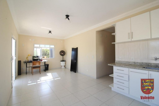 Imagem Casa com 5 Quartos à Venda,  em Balneário - Florianópolis