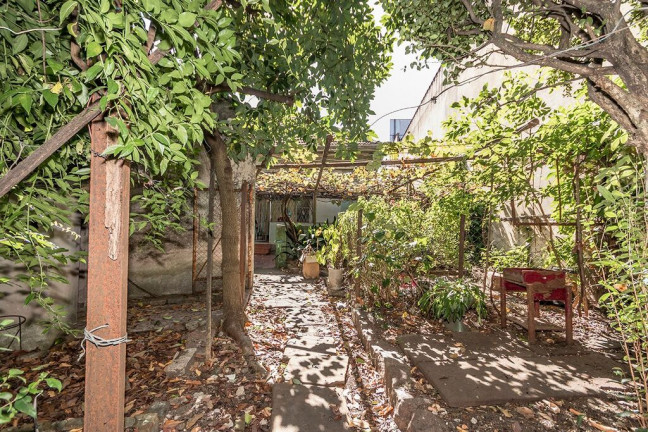 Imagem Casa com 4 Quartos à Venda, 228 m² em São Geraldo - Porto Alegre