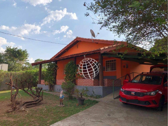 Imagem Casa com 2 Quartos à Venda, 198 m² em Usina - Atibaia