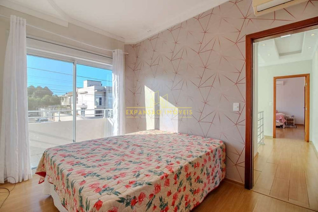 Imagem Casa com 4 Quartos à Venda, 260 m² em São João Do Rio Vermelho - Florianópolis