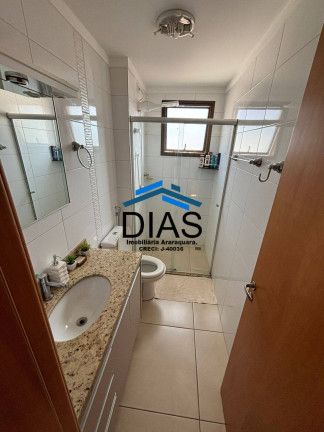 Imagem Apartamento com 2 Quartos à Venda, 65 m² em Centro - Araraquara