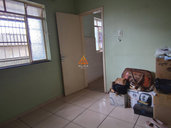 Imagem Casa com 3 Quartos à Venda, 254 m² Imagem Casa com 3 Quartos à Venda, 254 m²