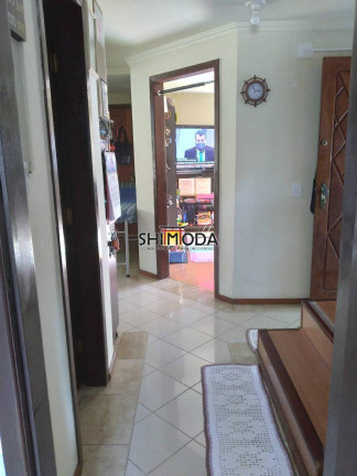 Imagem Sobrado com 3 Quartos à Venda, 304 m² em Boqueirão - Curitiba Imagem Sobrado com 3 Quartos à Venda, 304 m² em Boqueirão - Curitiba