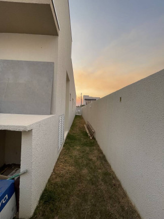 Imagem Casa de Condomínio com 3 Quartos à Venda, 250 m² em Cuiabá