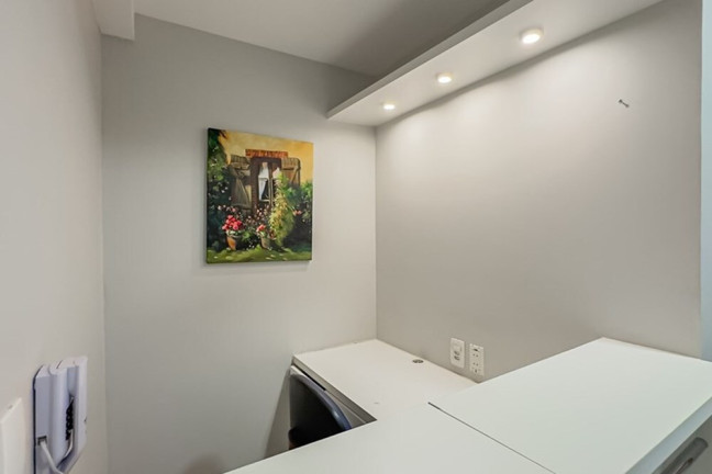 Imagem Sala Comercial à Venda, 34 m² em Petrópolis - Porto Alegre Imagem Sala Comercial à Venda, 34 m² em Petrópolis - Porto Alegre