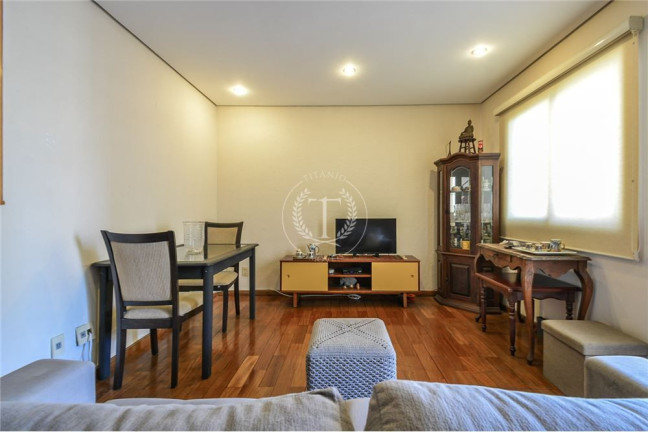 Imagem Apartamento com 2 Quartos à Venda, 64 m² em Moema - São Paulo