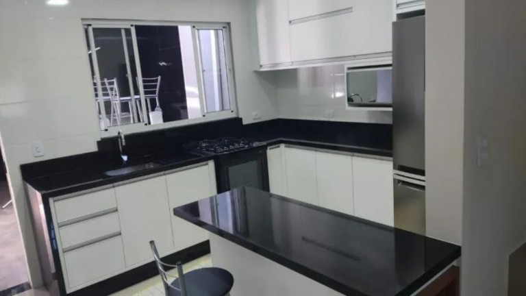 Imagem Casa com 2 Quartos à Venda, 116 m² em Campo De Santana - Curitiba