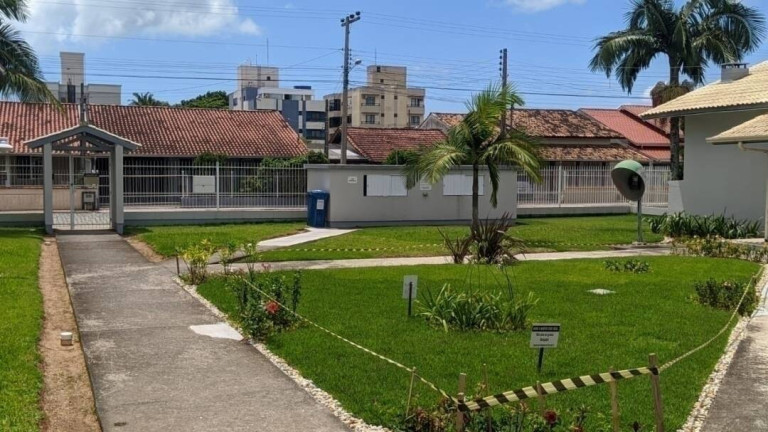 Imagem Apartamento com 2 Quartos à Venda, 50 m² em Centro - Tijucas