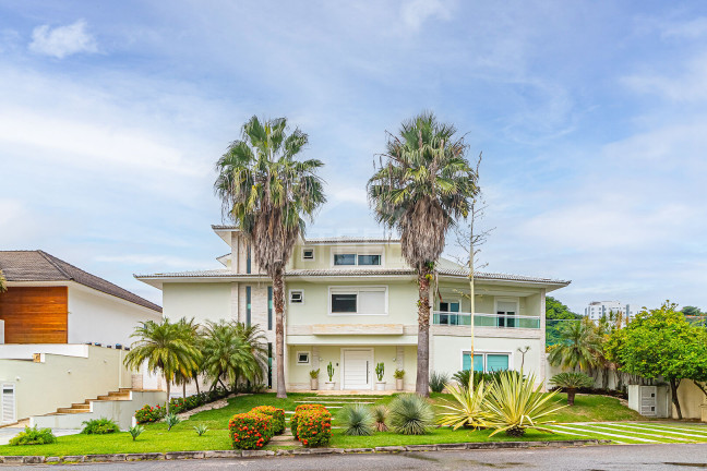 Casa com 5 Quartos à Venda, 890 m² em Barra Da Tijuca - Rio De Janeiro