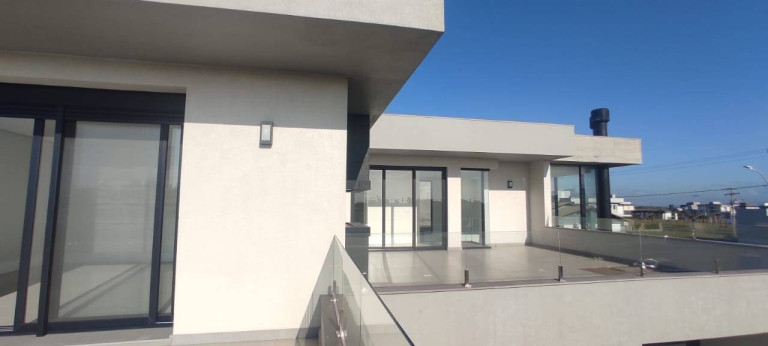 Imagem Casa com 5 Quartos à Venda, 600 m² em Atlântida Sul - Osório
