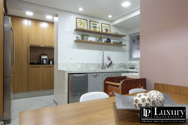 Imagem Apartamento com 3 Quartos à Venda, 158 m² em Moema - São Paulo Imagem Apartamento com 3 Quartos à Venda, 158 m² em Moema - São Paulo