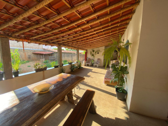 Imagem Casa com 3 Quartos à Venda, 250 m² em Planalto - Montes Claros Imagem Casa com 3 Quartos à Venda, 250 m² em Planalto - Montes Claros