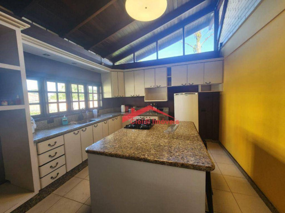 Imagem Casa com 3 Quartos para Alugar, 269 m² em Floresta - Joinville Imagem Casa com 3 Quartos para Alugar, 269 m² em Floresta - Joinville