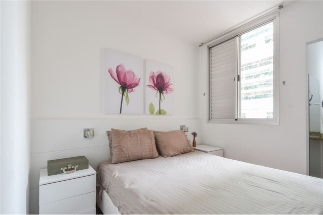 Imagem Apartamento com 2 Quartos à Venda, 70 m² em Moema - São Paulo