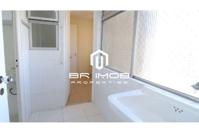 Imagem Imóvel com 3 Quartos à Venda, 64 m² em Vila Andrade - São Paulo