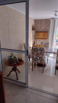 Imagem Casa com 2 Quartos à Venda, 52 m² em Três Vendas - Pelotas