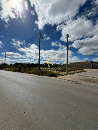 Terreno à Venda, 710 m² em Novo Jaraguá - Montes Claros