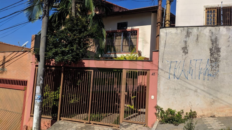 Casa com 3 Quartos à Venda, 140 m² em Parque Ipê - São Paulo
