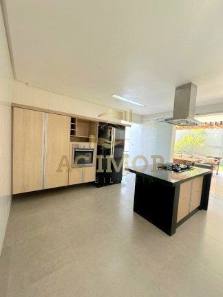 Imagem Casa com 3 Quartos à Venda, 380 m² em Alphaville (abrantes) - Camaçari Imagem Casa com 3 Quartos à Venda, 380 m² em Alphaville (abrantes) - Camaçari