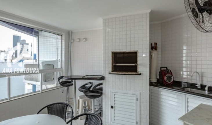 Imagem Apartamento com 3 Quartos à Venda, 106 m² em Centro - Balneário Camboriú Imagem Apartamento com 3 Quartos à Venda, 106 m² em Centro - Balneário Camboriú