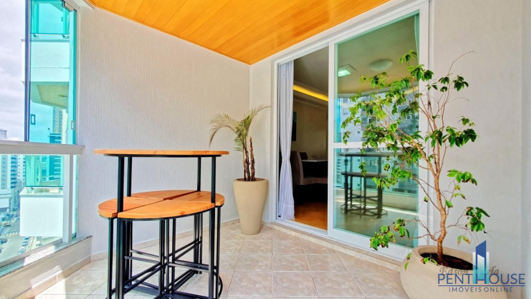 Imagem Apartamento com 3 Quartos à Venda, 182 m² em Centro - Balneário Camboriú Imagem Apartamento com 3 Quartos à Venda, 182 m² em Centro - Balneário Camboriú