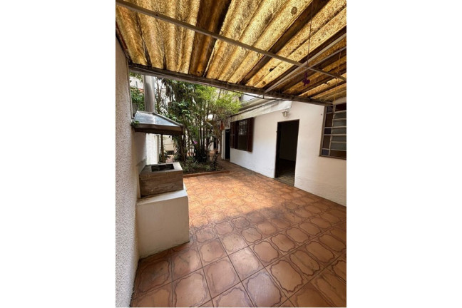 Imagem Casa com 4 Quartos à Venda, 335 m² em Aclimação - São Paulo Imagem Casa com 4 Quartos à Venda, 335 m² em Aclimação - São Paulo