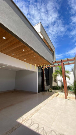 Imagem Casa com 4 Quartos à Venda, 360 m² em Setor Cristina Ii - Trindade