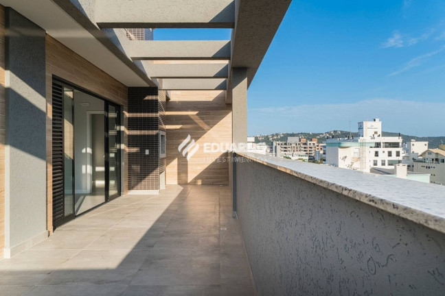 Imagem Cobertura com 3 Quartos à Venda, 145 m² em Bombas - Bombinhas