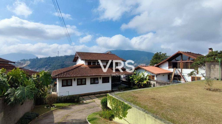 Imagem Casa com 6 Quartos à Venda, 423 m² em Iucas - Teresópolis Imagem Casa com 6 Quartos à Venda, 423 m² em Iucas - Teresópolis