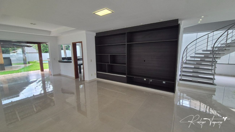 Imagem Casa de Condomínio com 4 Quartos à Venda, 341 m² em Jardins Paris - Goiânia