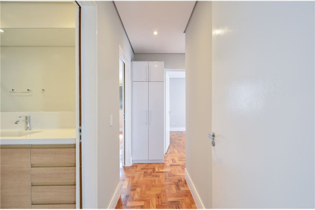Imagem Apartamento com 3 Quartos à Venda, 137 m² em Itaim Bibi - São Paulo