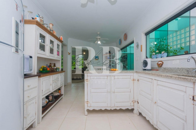 Imagem Imóvel com 4 Quartos à Venda,  em Riviera - Bertioga