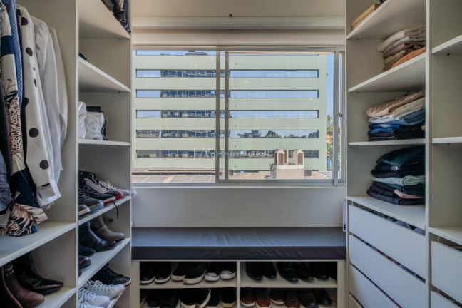 Imagem Apartamento com 3 Quartos à Venda, 79 m² em Cabral - Curitiba