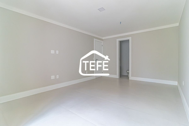 Imagem Casa com 4 Quartos à Venda, 360 m² em Barra Da Tijuca - Rio De Janeiro Imagem Casa com 4 Quartos à Venda, 360 m² em Barra Da Tijuca - Rio De Janeiro