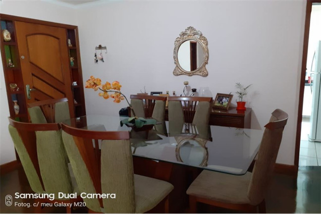 Imagem Apartamento com 3 Quartos à Venda, 126 m²