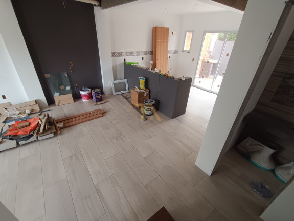 Imagem Imóvel com 3 Quartos à Venda, 115 m² em Centro - Garopaba Imagem Imóvel com 3 Quartos à Venda, 115 m² em Centro - Garopaba