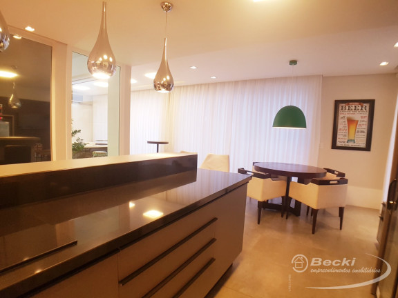 Imagem Casa de Condomínio com 4 Quartos à Venda, 594 m² em América - Joinville