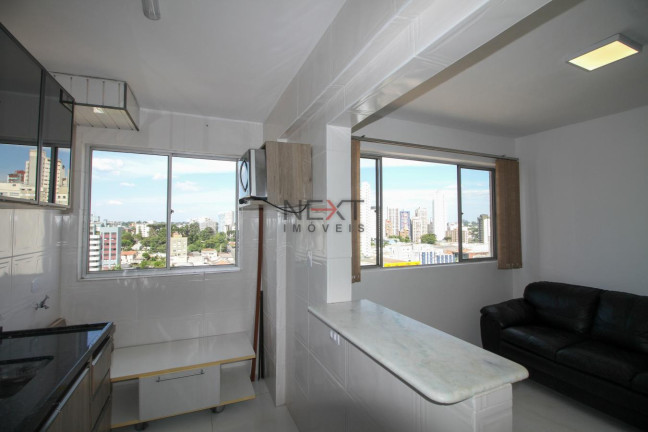 Imagem Apartamento com 2 Quartos à Venda, 60 m² em Centro - Curitiba