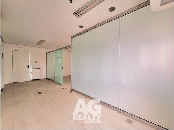 Sala Comercial à Venda, 42 m² em Santana - São Paulo