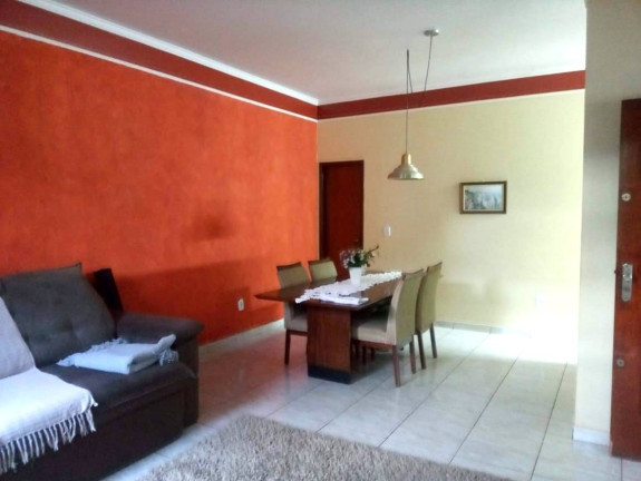Imagem Casa com 4 Quartos à Venda, 250 m² em Ribeirão Preto Imagem Casa com 4 Quartos à Venda, 250 m² em Ribeirão Preto