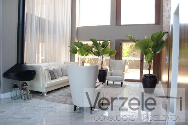 Imagem Apartamento com 4 Quartos à Venda, 220 m² em Centro - Balneário Camboriú