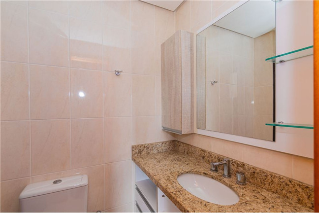 Imagem Apartamento com 2 Quartos à Venda, 86 m² em Menino Deus - Porto Alegre