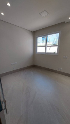 Imagem Casa com 3 Quartos à Venda, 477 m² em Condomínio Florais Itália - Cuiabá