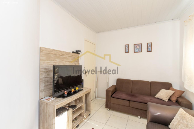 Imagem Casa com 3 Quartos à Venda, 72 m² em Uberaba - Curitiba