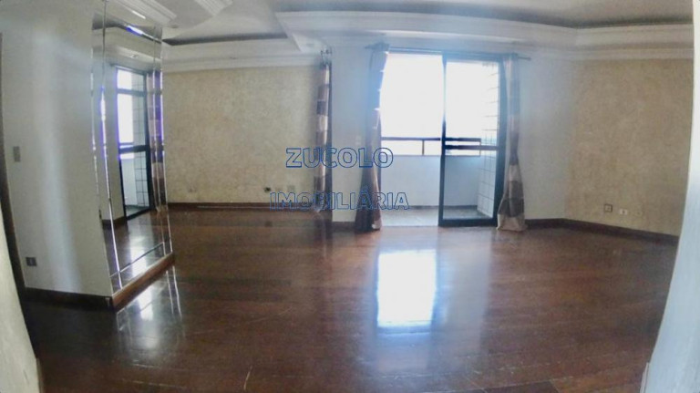 Apartamento com 3 Quartos à Venda, 136 m²