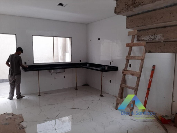 Imagem Sobrado com 3 Quartos à Venda, 190 m² em Santa Maria - Santo André Imagem Sobrado com 3 Quartos à Venda, 190 m² em Santa Maria - Santo André