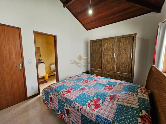 Imagem Casa com 3 Quartos à Venda, 300 m² em Vargem Grande - Teresópolis