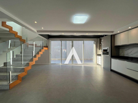 Imagem Casa com 4 Quartos à Venda, 380 m² em Comary - Teresópolis Imagem Casa com 4 Quartos à Venda, 380 m² em Comary - Teresópolis