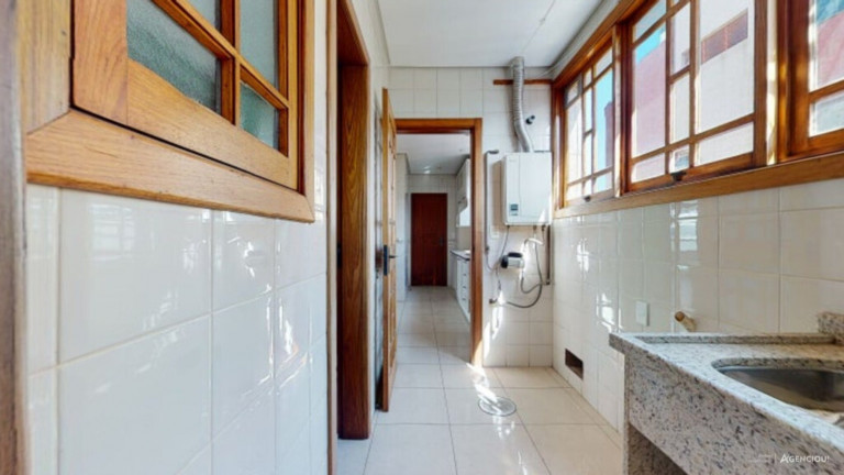 Imagem Imóvel com 5 Quartos à Venda, 410 m² em Petrópolis - Porto Alegre