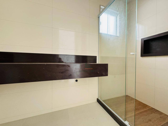Imagem Casa com 4 Quartos à Venda, 213 m² em Itaipu - Niterói Imagem Casa com 4 Quartos à Venda, 213 m² em Itaipu - Niterói